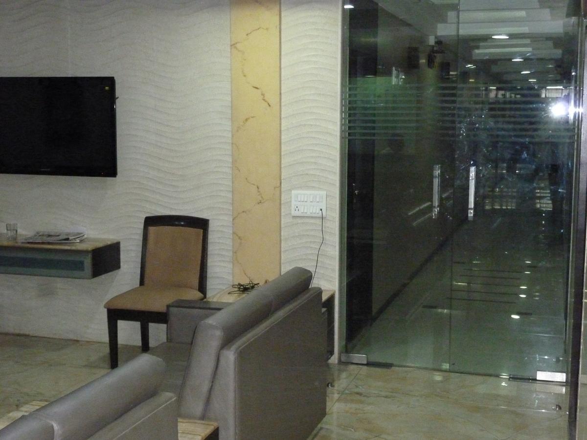 Hotel Regal Palace Mumbai Exterior photo